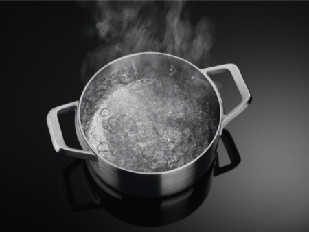 Индукционная варочная поверхность AEG IKE64450FB