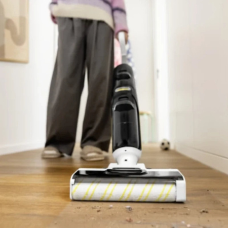 Вертикальный моющий пылесос Karcher FCV 4, 1.056-131.0 Вертикальный моющий пылесос Karcher FCV 4, 1.056-131.0