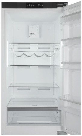 Встраиваемый холодильник Hyundai HBR1786