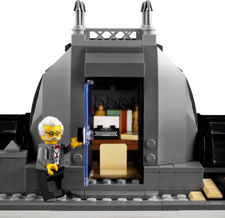 Конструктор LEGO Icons 10326 Музей естественной истории Конструктор LEGO Icons 10326 Музей естественной истории