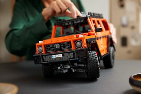 Конструктор LEGO Technic 42177 Профессиональная линейка Mercedes-Benz G500 Конструктор LEGO Technic 42177 Профессиональная линейка Mercedes-Benz G500