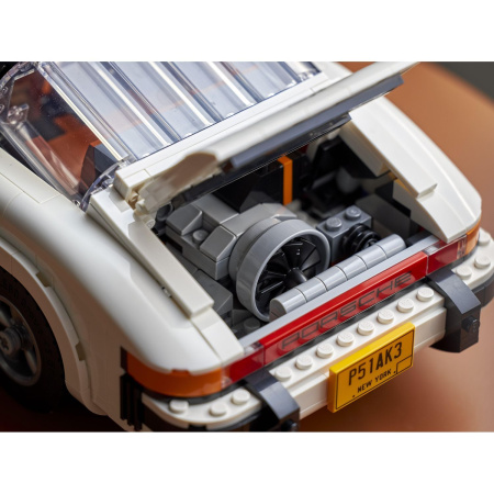 Конструктор LEGO Icons Porsche 911 10295