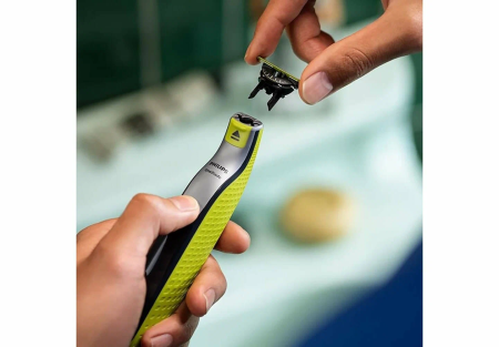 Триммер Philips OneBlade 360 QP2834/23 Триммер Philips OneBlade 360 QP2834/23