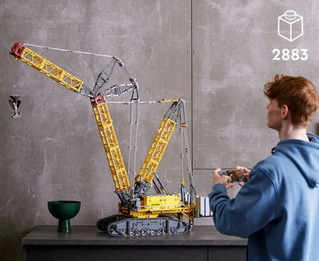 Конструктор LEGO Technic 42146 Liebherr Crawler Crane LR 13000 Конструктор LEGO Technic 42146 Liebherr Crawler Crane LR 13000