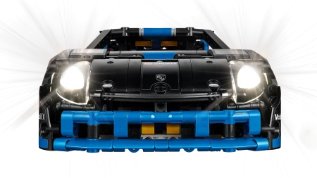 LEGO Technic 42176 Porsche GT4 e-Performance